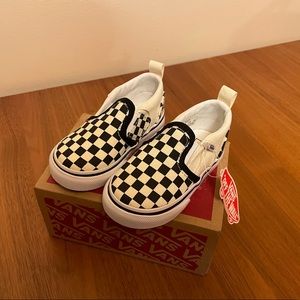 Vans Asher V toddler size 5